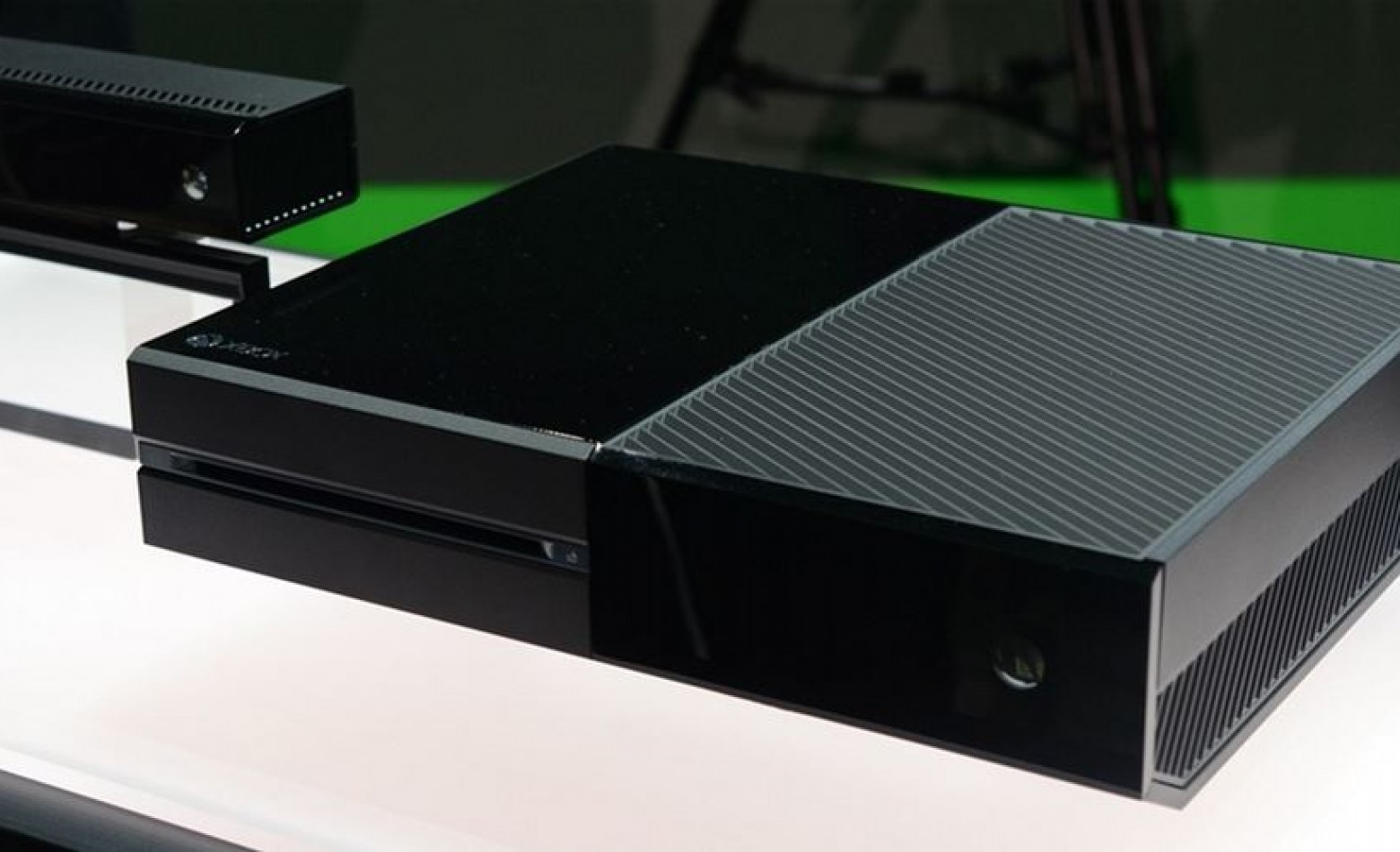 Sem Kinect, Xbox One pode ter poder de processamento aumentado