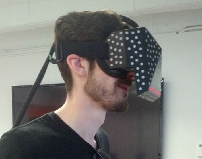 Valve faz experimentos com realidade virtual em Dota 2