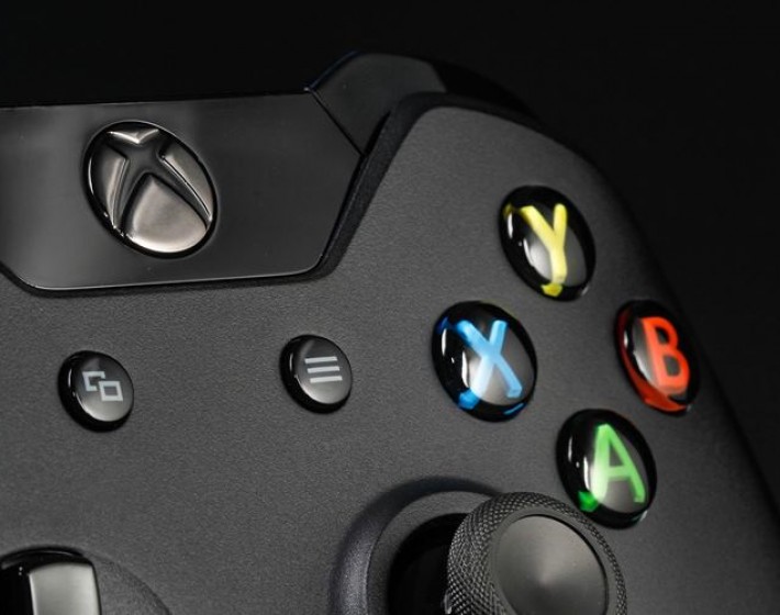Microsoft premia os primeiros compradores do Xbox One
