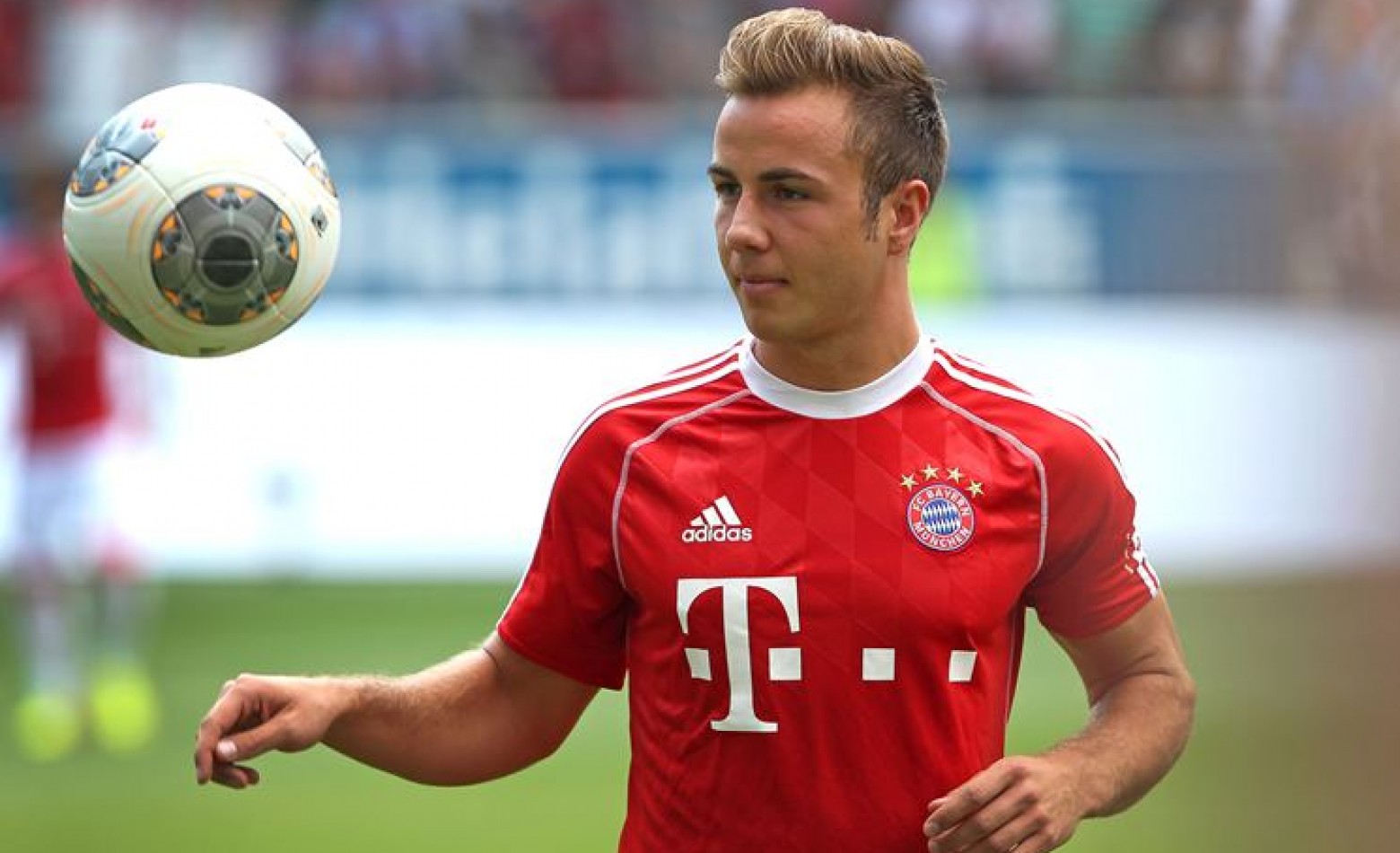 Götze, da Alemanha, será capa de Pro Evolution Soccer 2015