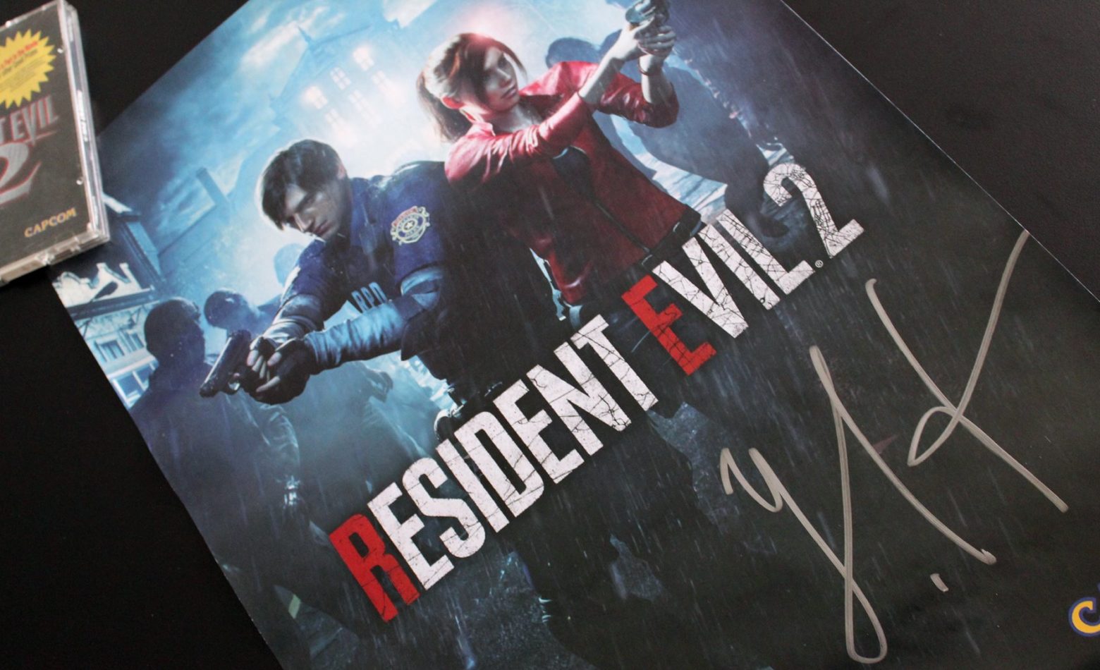 Conheça o vencedor do poster autografado de Resident Evil 2
