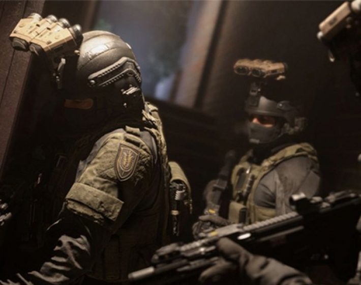 Trocando tiro de perto em Call of Duty: Modern Warfare [Gameplay]